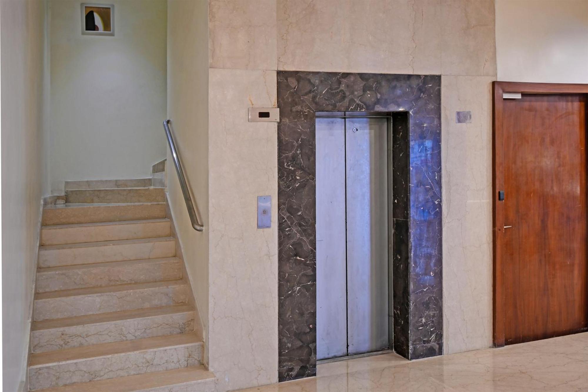 Hotel Palette Madhapur Hajdarabad Zewnętrze zdjęcie
