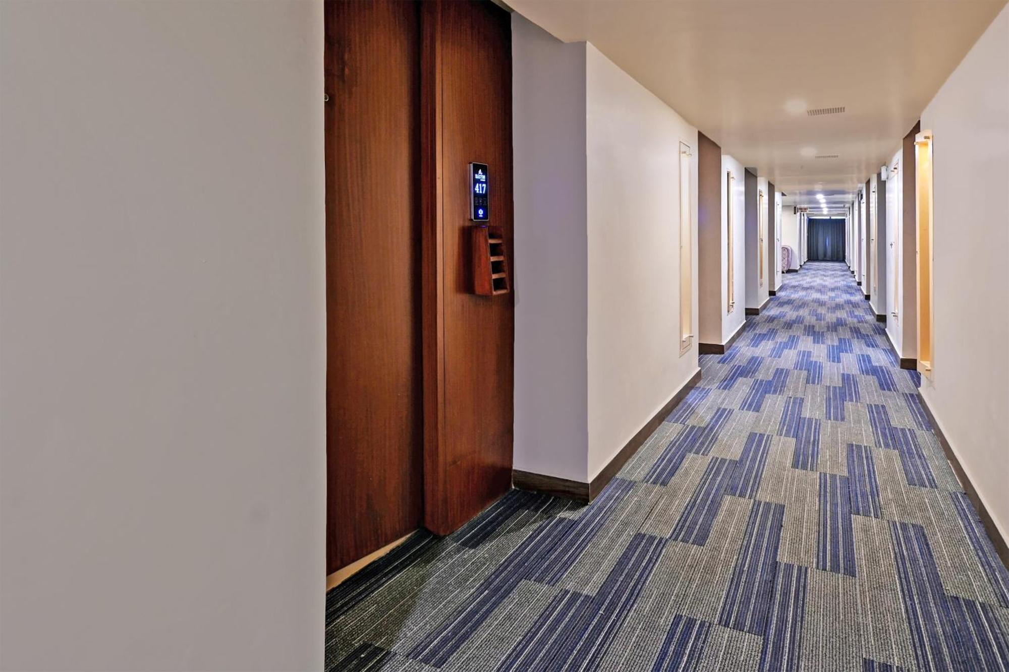 Hotel Palette Madhapur Hajdarabad Zewnętrze zdjęcie